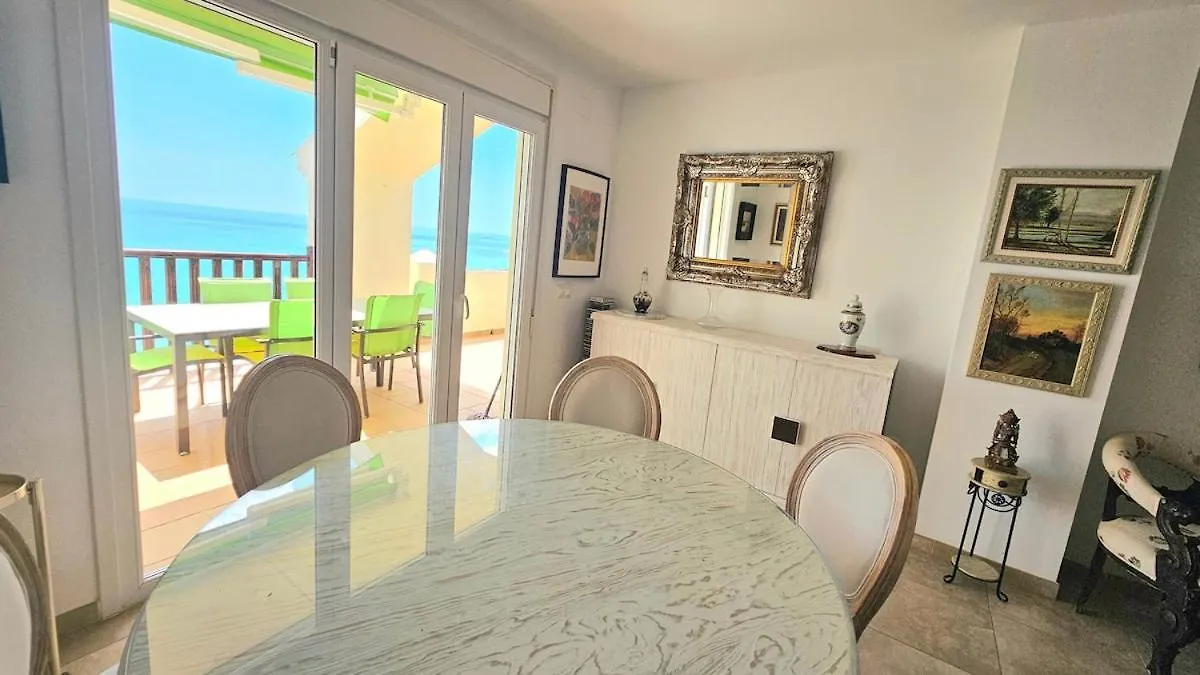 ベナルマデナThe Panoramic Penthouse Of Artアパートメント ベナルマデナ