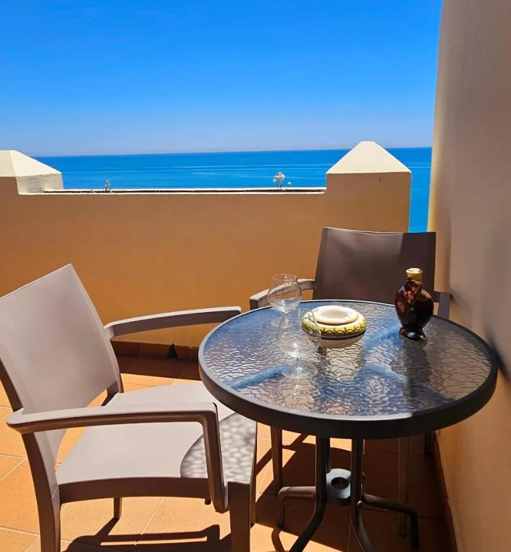 ベナルマデナThe Panoramic Penthouse Of Artアパートメント